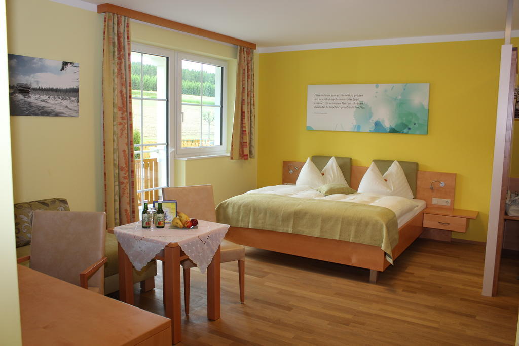 Gasthof-Pension Nordwald Harbach  Habitación foto