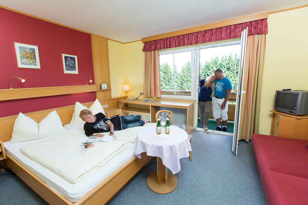Gasthof-Pension Nordwald Harbach  Habitación foto